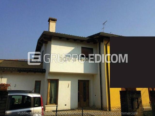 Appartamento in vendita di 196 m² in Via Sile