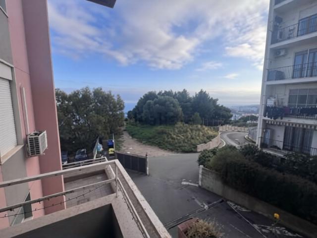 Appartamento in vendita di 196 m² in Via Pietro Nenni, 18