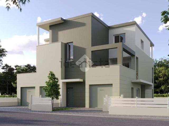 Appartamento in vendita di 196 m² in Via Val d&apos Enza, 60