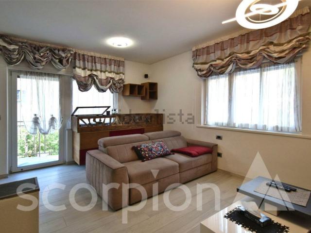 Appartamento in vendita di 196 m² in Corso de Gasperi