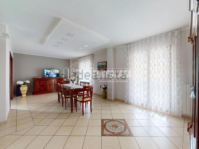 Appartamento in vendita di 197 m² in Via Bovaro, 8