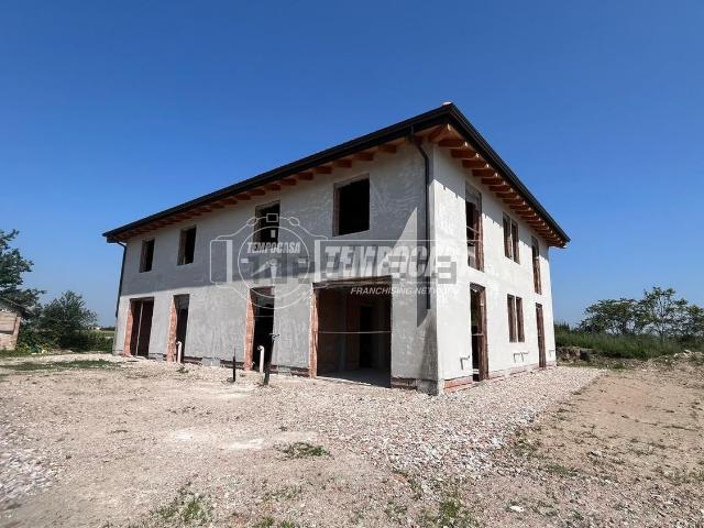 Appartamento in vendita di 197 m² in Via Budrie, 34