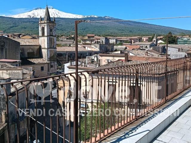 Appartamento in vendita di 197 m² in Via Giuseppe Garibaldi, 8