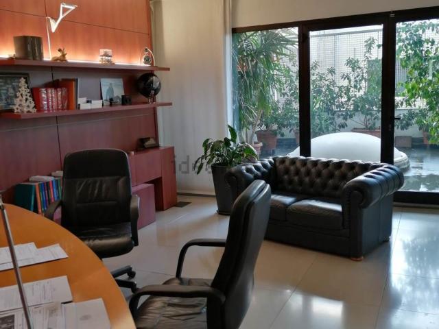 Appartamento in vendita di 197 m² in Via Giovanni Amendola, 168