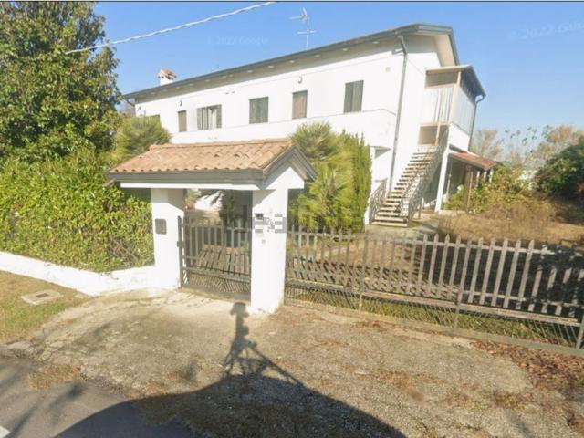 Appartamento in vendita di 197 m² in Via Monte Berico