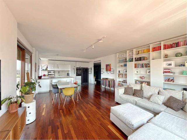 Appartamento in vendita di 197 m² in Via Postporta