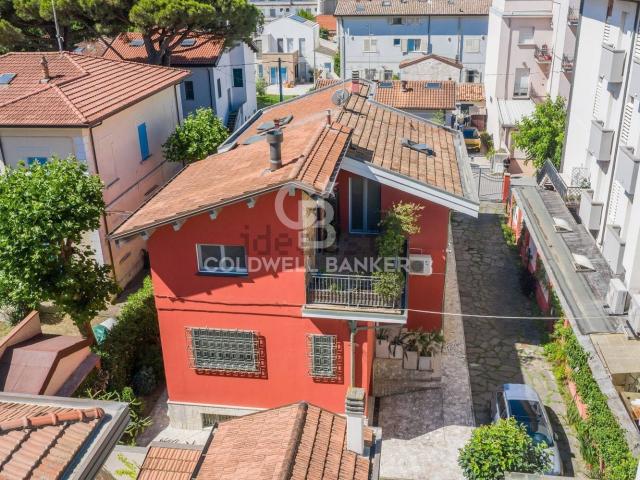 Appartamento in vendita di 197 m² in Viale Giuliano Dati, 28