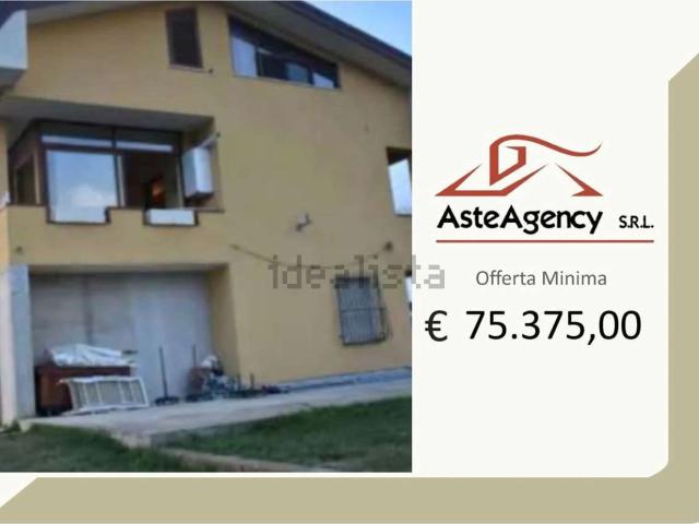 Appartamento in vendita di 197 m² in Contrada Vertilina, 13