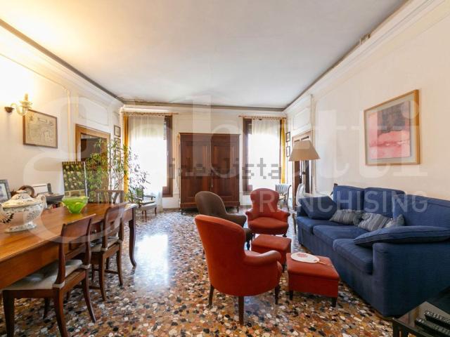 Appartamento in vendita di 197 m² in Fondamenta Trapolin