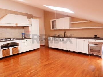 Appartamento in vendita di 198 m²