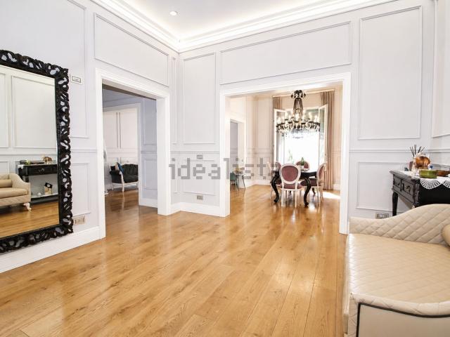 Appartamento in vendita di 198 m²