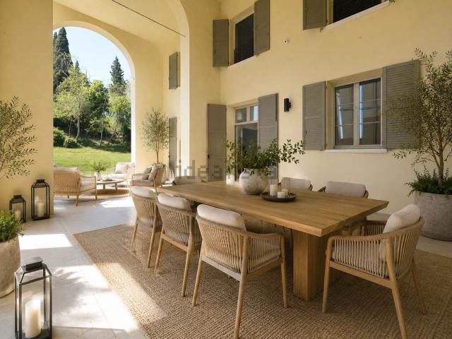 Appartamento in vendita di 198 m²