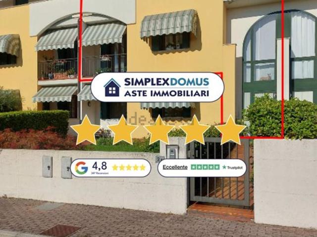 Appartamento in vendita di 198 m² in Via G. Giolitti