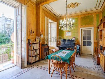 Appartamento in vendita di 198 m² in Via Francesco Riso, 34