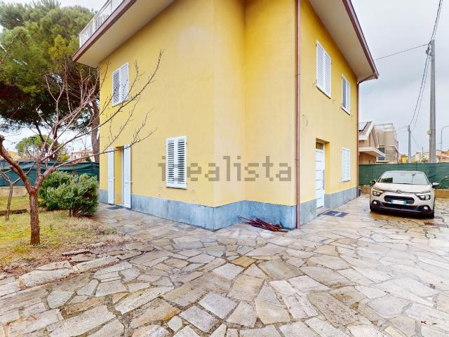Appartamento in vendita di 198 m² in Via Roma, 55