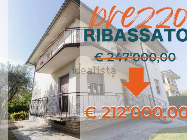 Appartamento in vendita di 198 m² in Via Vittorio Veneto, 11
