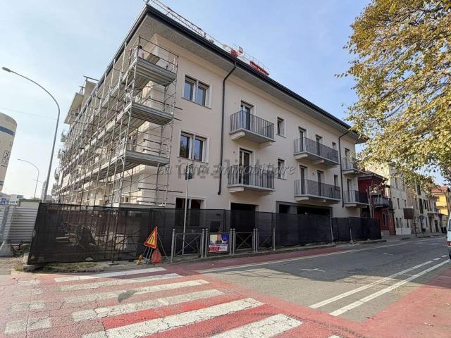 Appartamento in vendita di 198 m² in Viale Beato Quagliotti, 2