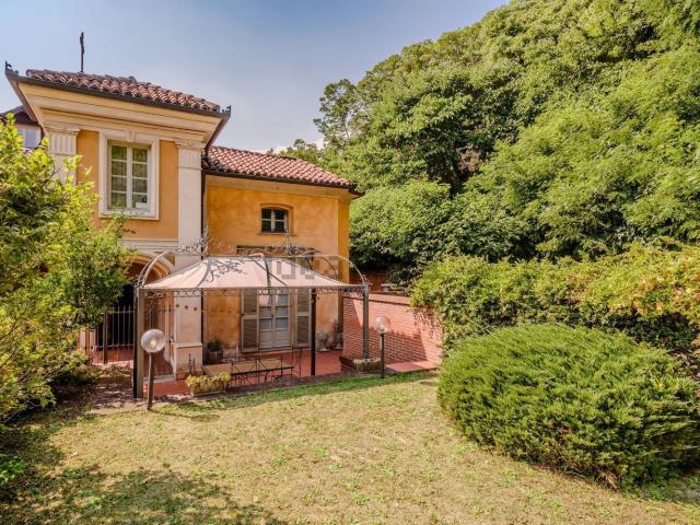 Appartamento in vendita di 198 m² in Strada Cigala