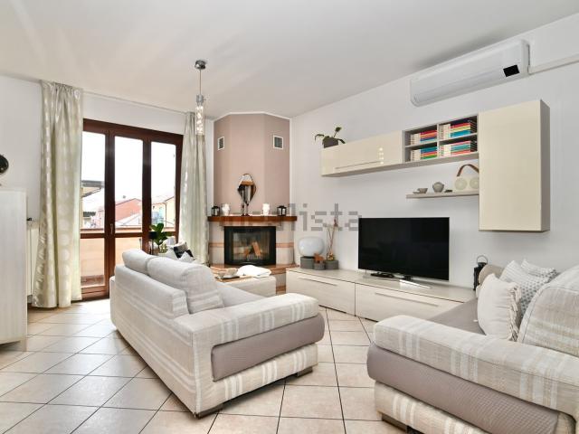 Appartamento in vendita di 199 m² in Via Bernardino Luini, 16