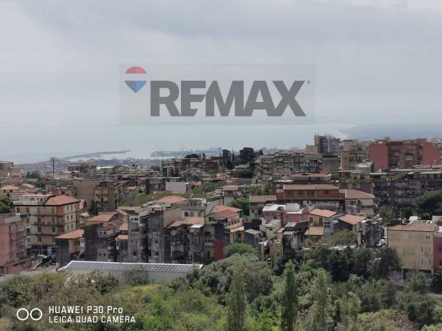 Appartamento in vendita di 199 m² in Via Luigi Einaudi, 18