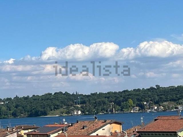 Appartamento in vendita di 199 m² in Via Papa Giovanni XXIII