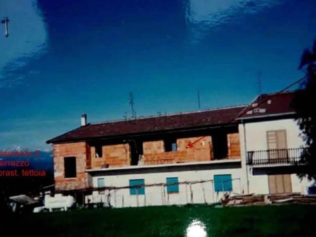 Appartamento in vendita di 199 m² in Contrada Pirainetti, 11
