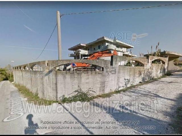 Appartamento in vendita di 2000 m² in Contrada Mampioppo, 1