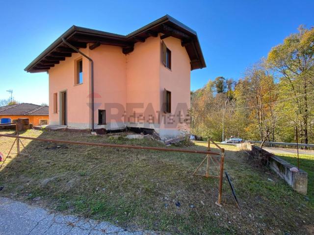 Appartamento in vendita di 160 m² in Frazione Mazzucco