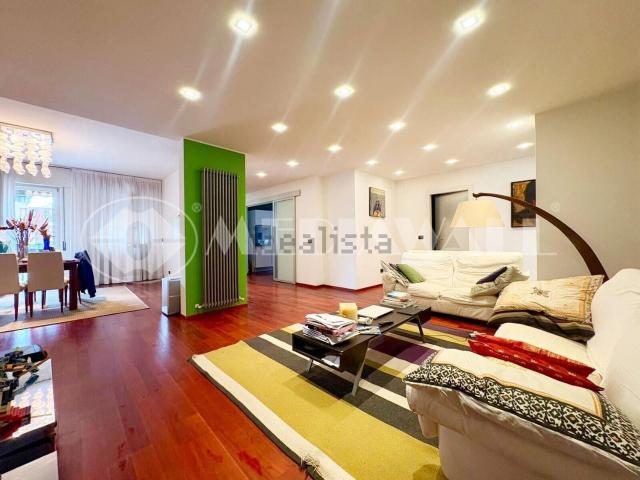 Appartamento in vendita di 200 m²