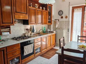 Appartamento in vendita di 200 m² in Via Colonia Giulia, 360