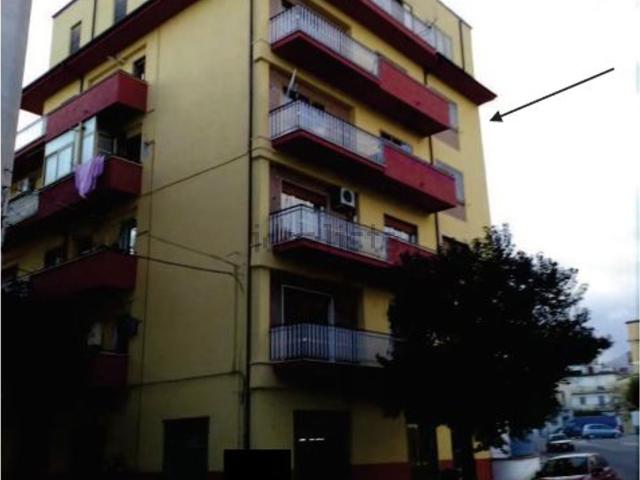 Appartamento in vendita di 200 m² in Via Coscile