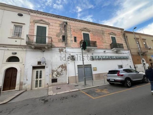 Appartamento in vendita di 200 m² in Via Cavour