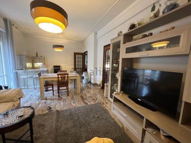 Appartamento in vendita di 200 m² in Via Cappelletta