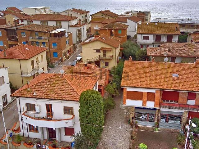 Appartamento in vendita di 200 m² in Via Capri, 2