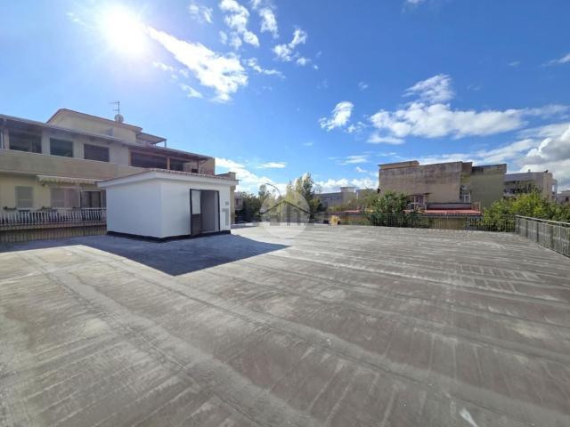 Appartamento in vendita di 200 m² in Via Carioli benedetto Casoria, 4