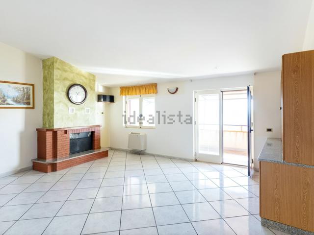 Appartamento in vendita di 200 m² in Via Castello