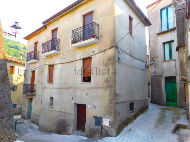 Appartamento in vendita di 200 m² in Via Castello, 215