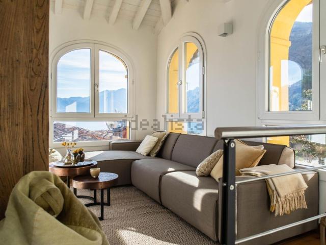 Appartamento in vendita di 200 m² in Via Castellino da Castello