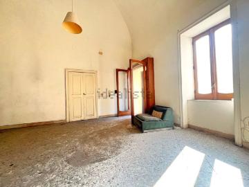 Appartamento in vendita di 200 m² in Via Cesare Battisti, 7