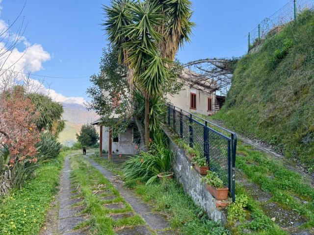 Appartamento in vendita di 200 m² in Via chiappi