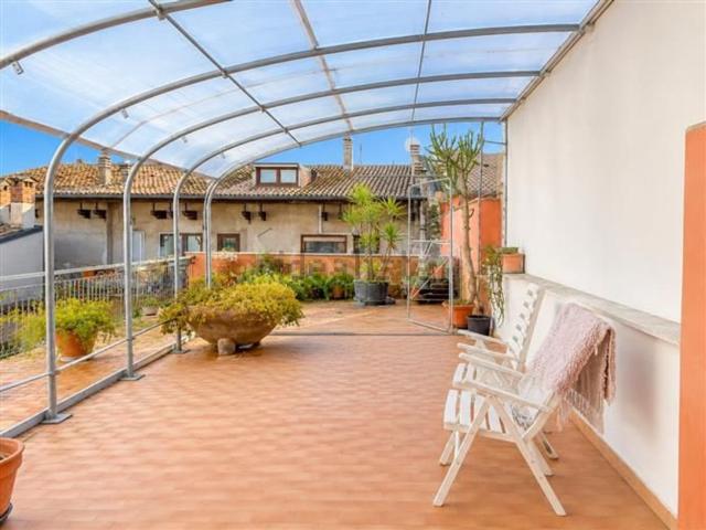 Appartamento in vendita di 200 m² in Via Chiesa