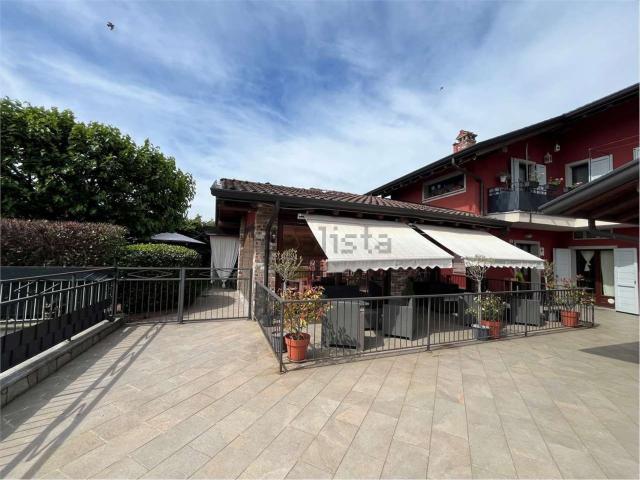 Appartamento in vendita di 200 m² in Via A. e L. Zanotti