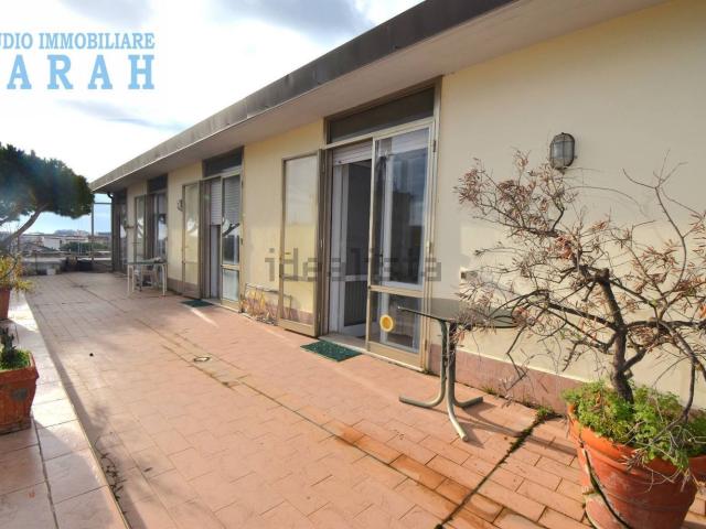 Appartamento in vendita di 200 m² in Via Antonio Fratti, 900