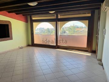 Appartamento in vendita di 200 m² in Via Antonio Gramsci