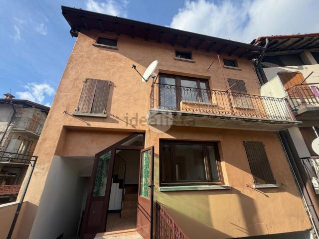 Appartamento in vendita di 200 m² in Via al Torrente, 3