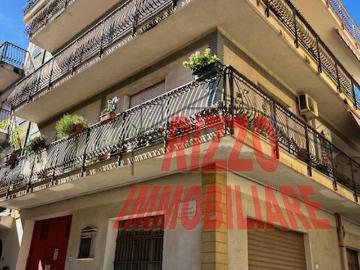 Villabate, Palermo Sicilia, Sicilia - Balcone