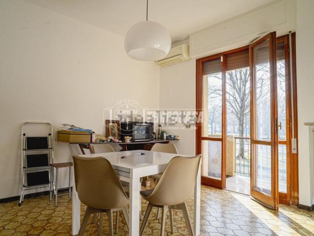 Appartamento in vendita di 200 m² in Via Alessandro Brenci