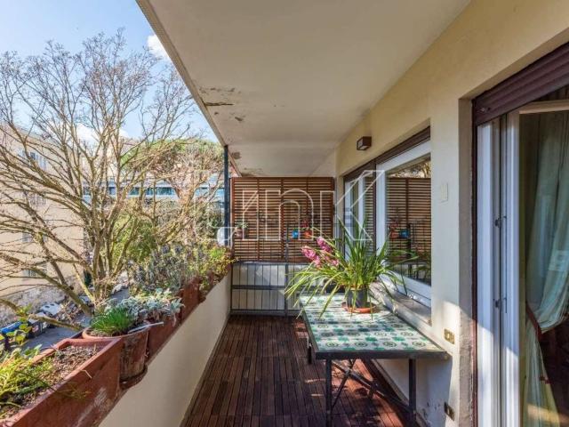 Appartamento in vendita di 200 m² in Via Bartolomeo Intieri