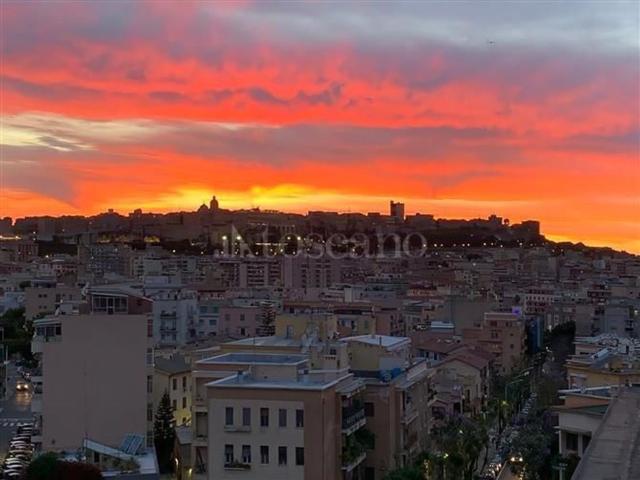 Appartamento in vendita di 200 m² in Via Geronimo Zurita