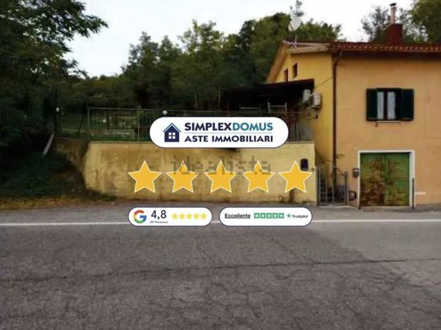 Appartamento in vendita di 200 m² in Via Giummarca